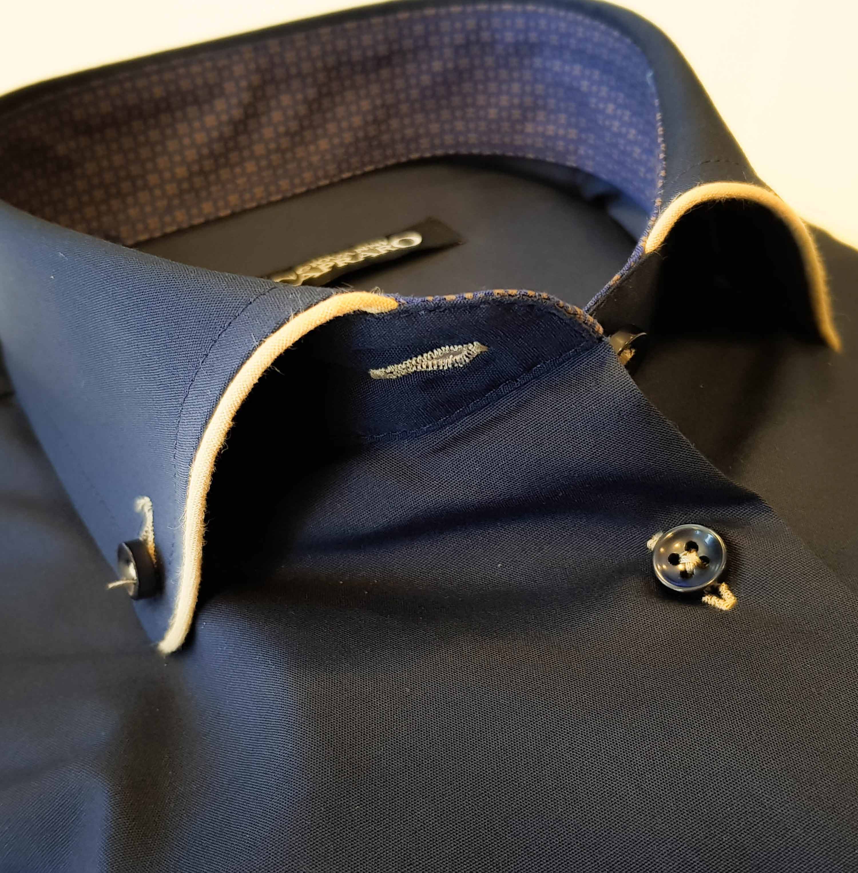 Capraro-Arveco-04-kleding